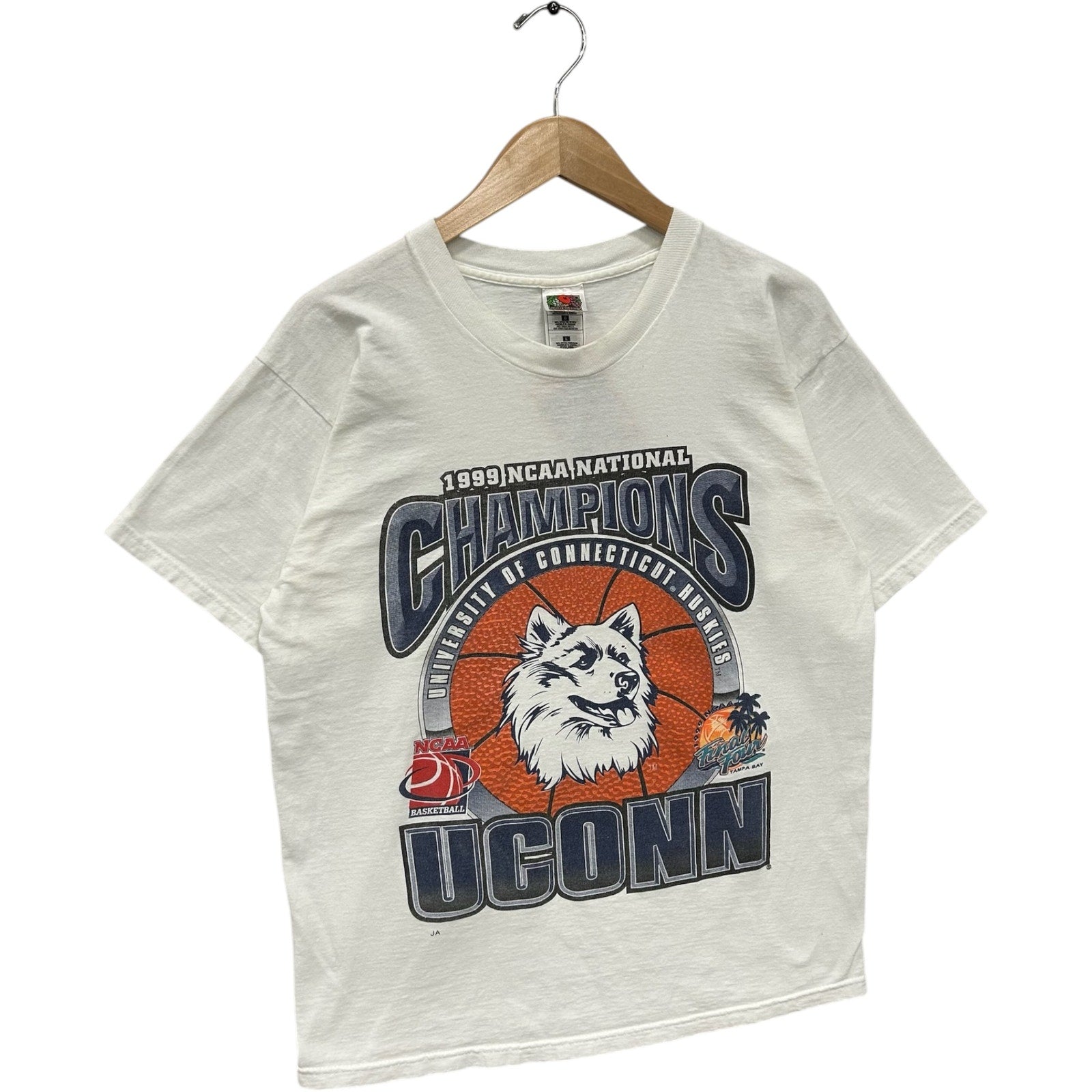 Vintage University Of Connecticut National Champions Tee 90s