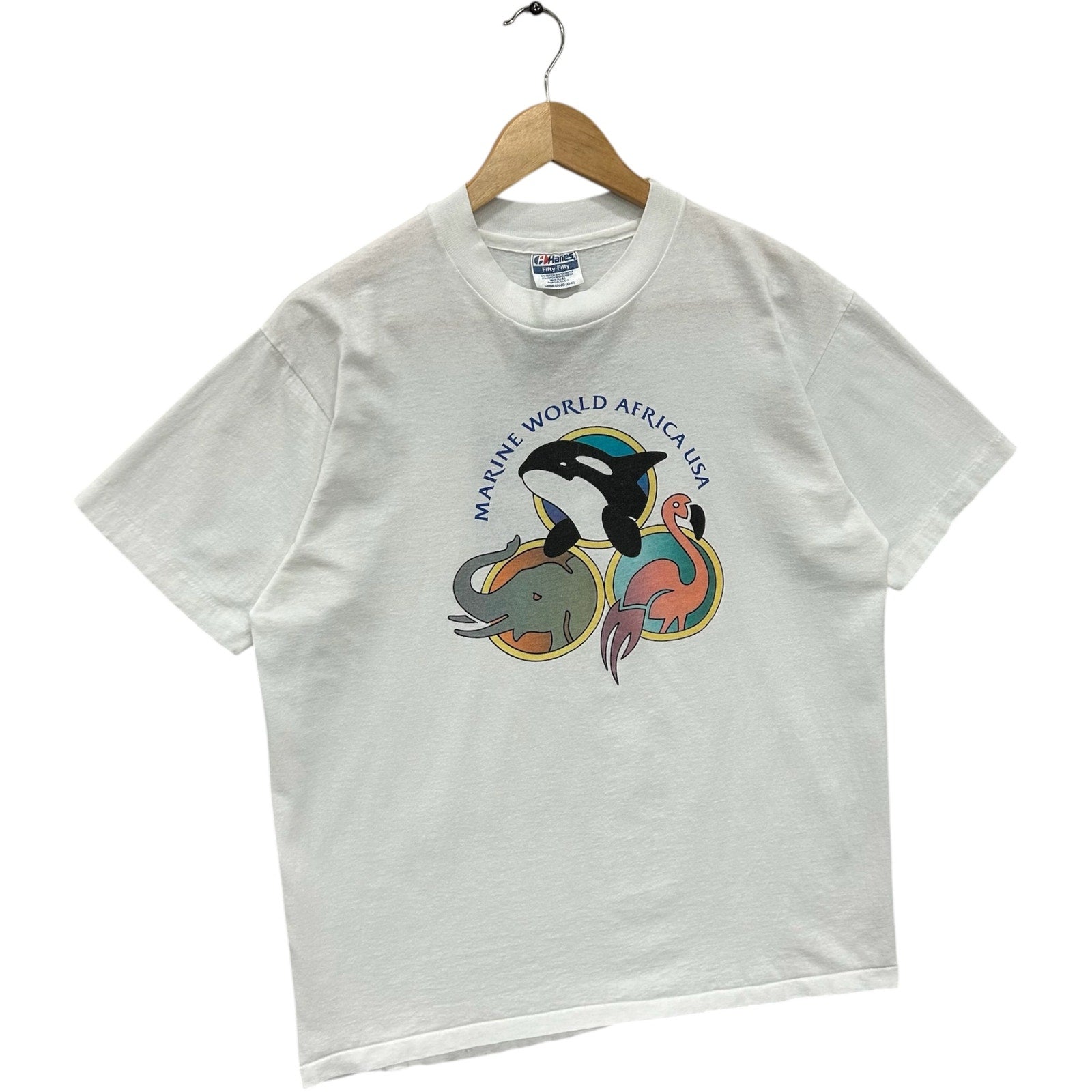 Vintage Marine World Africa USA Chevron Animals Souvenir Tee