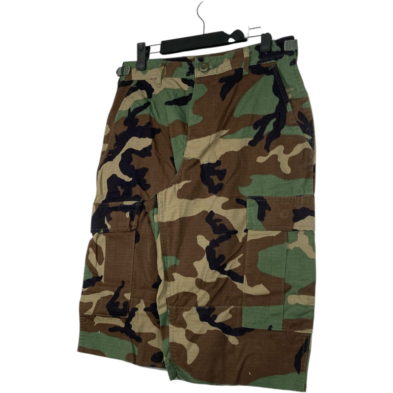 Vintage Camo Cargo Shorts 30
