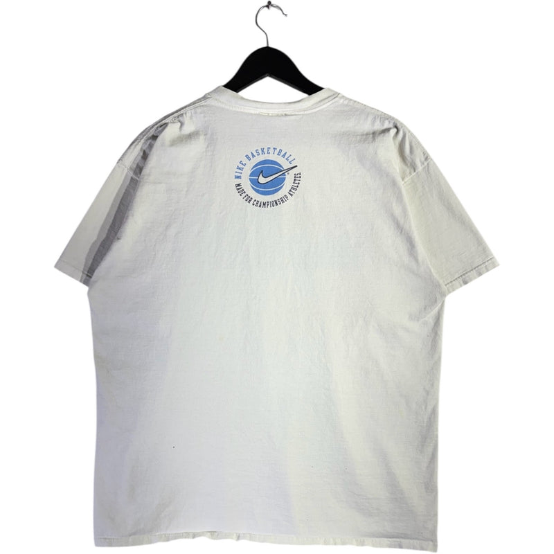 Vintage Nike Carolina Basketball T-Shirt