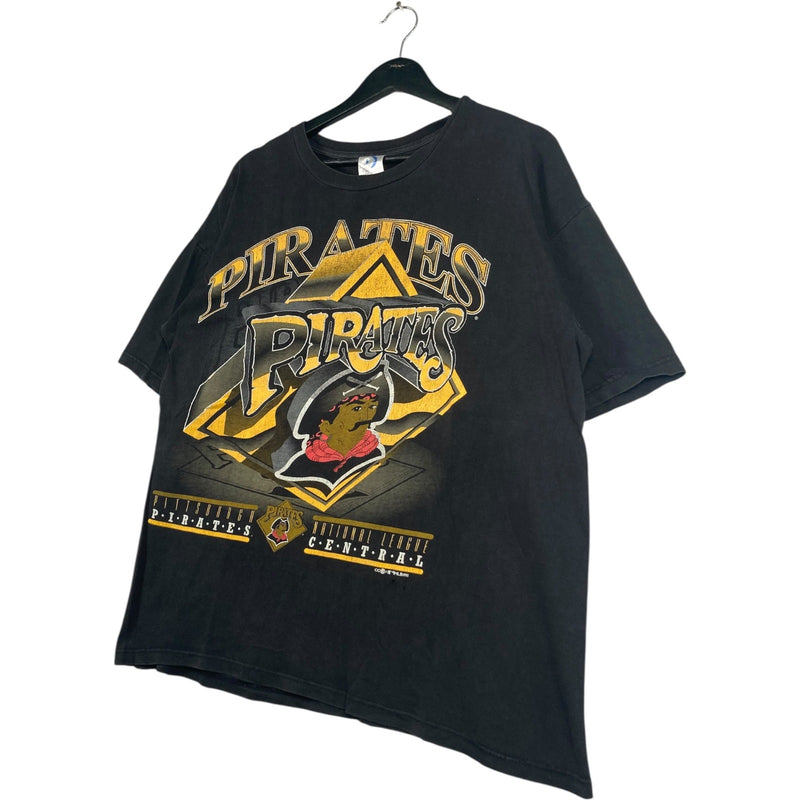 Vintage Pittsburgh Pirates Spellout Logo MLB T-Shirt 90s