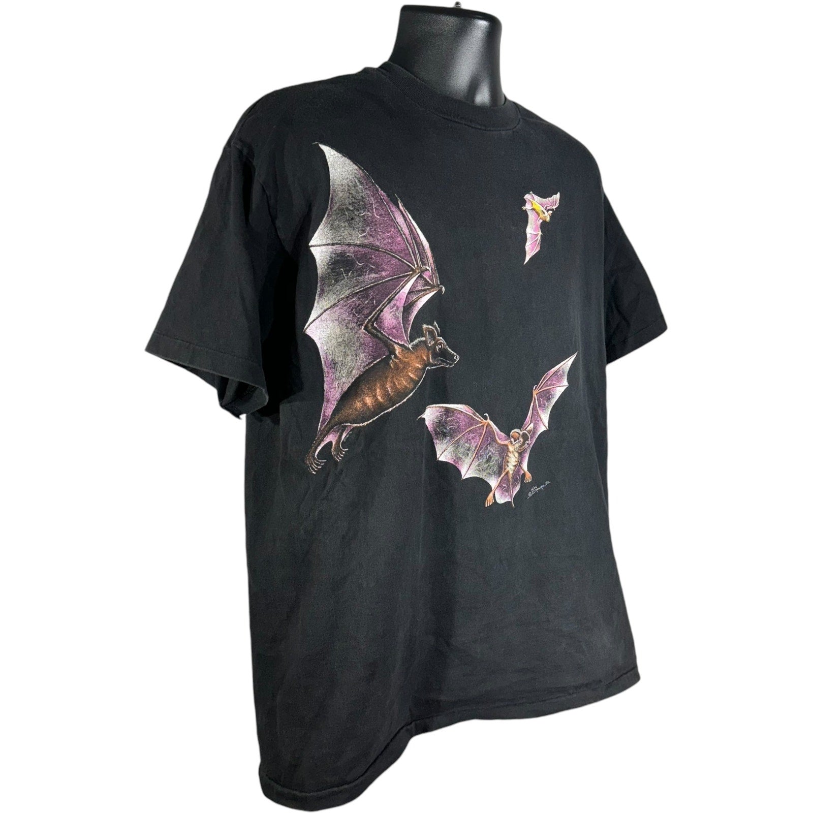 Vintage Flying Bats Nature Tee 90s