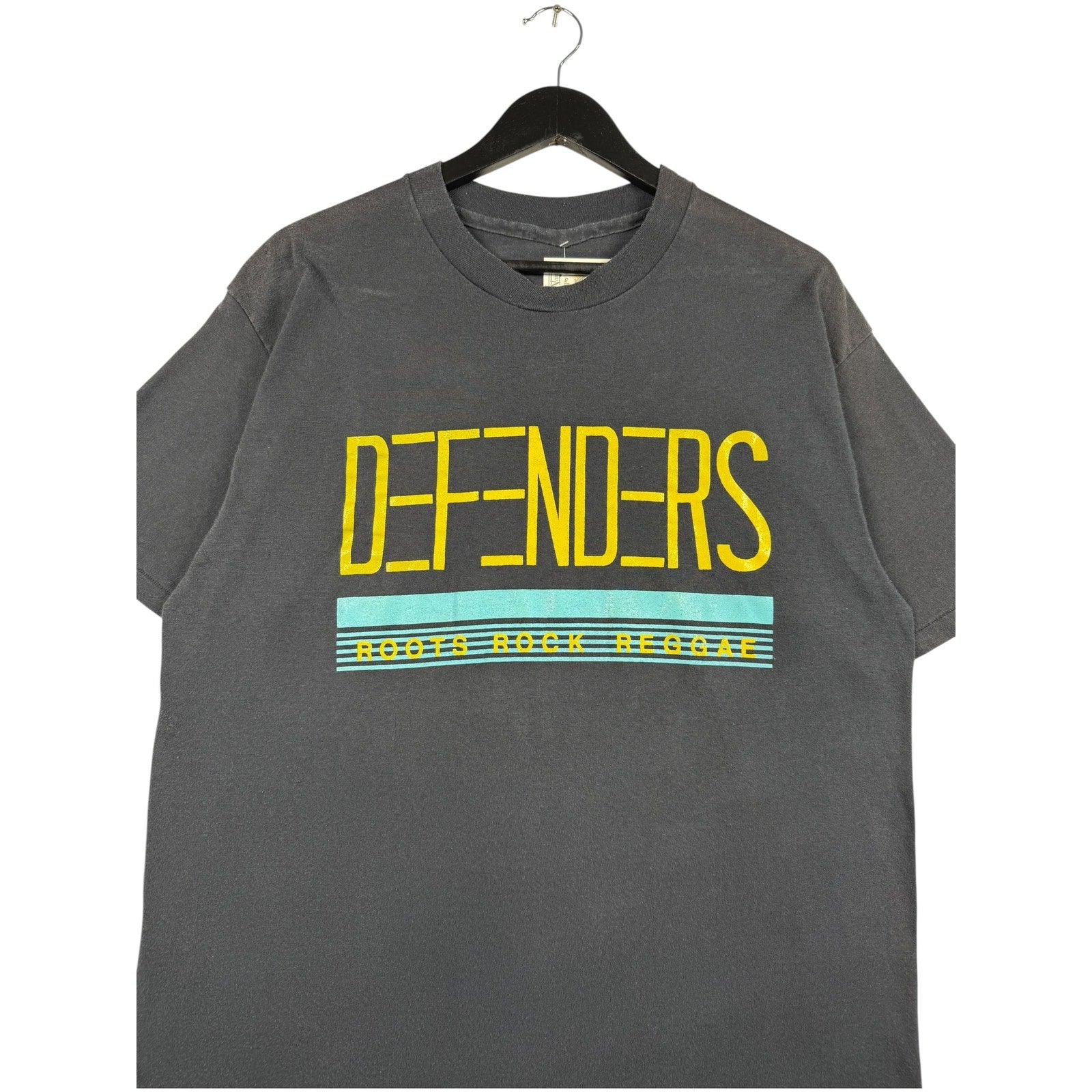 Vintage Defenders Roots Rock Reggae Band T-Shirt