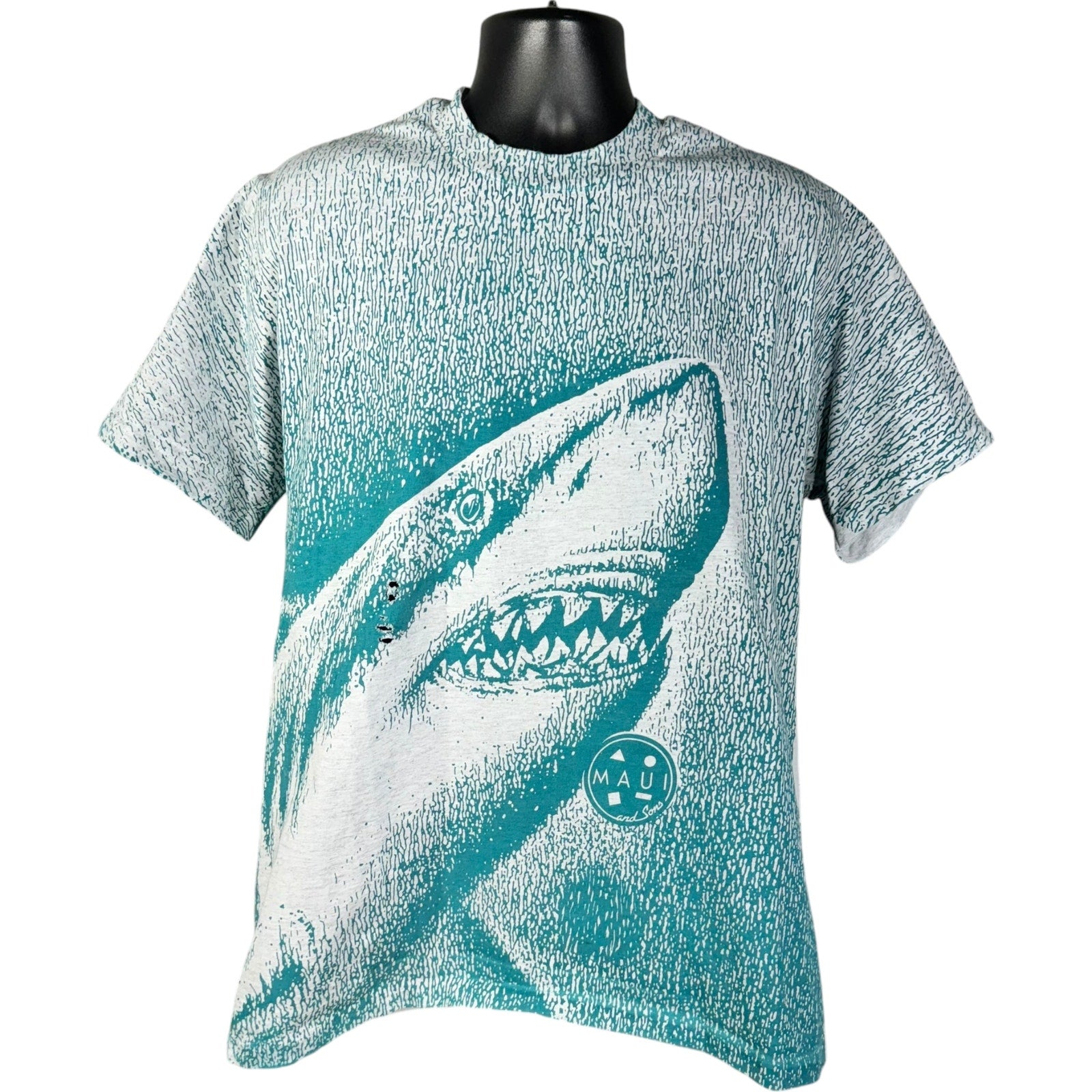 Vintage Maui & Sons Shark AOP Nature Tee 90s