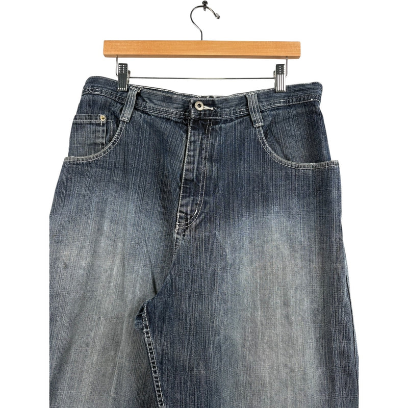 Vintage Bermuda Faded Front Patches Denim Shorts 34