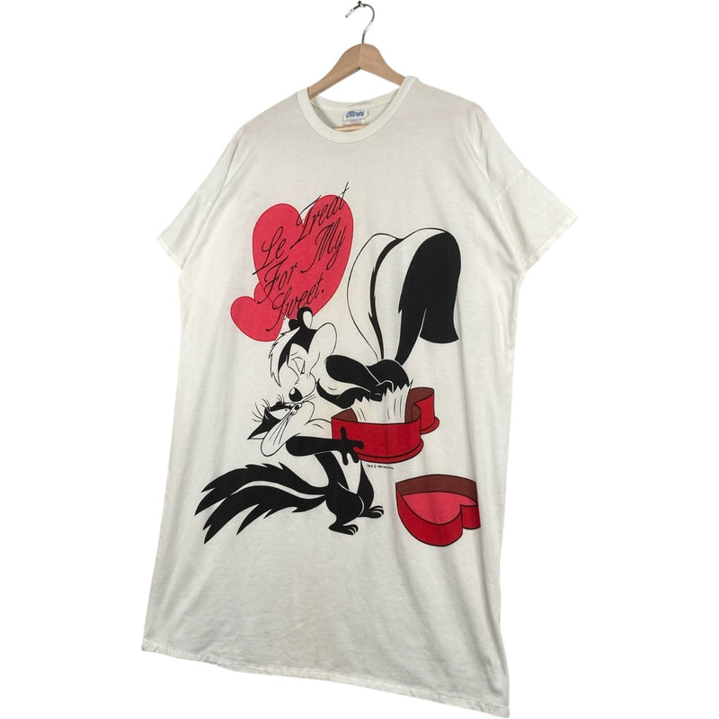 Vintage Pepé Le Pew "Le Treat for My Sweet" Tee