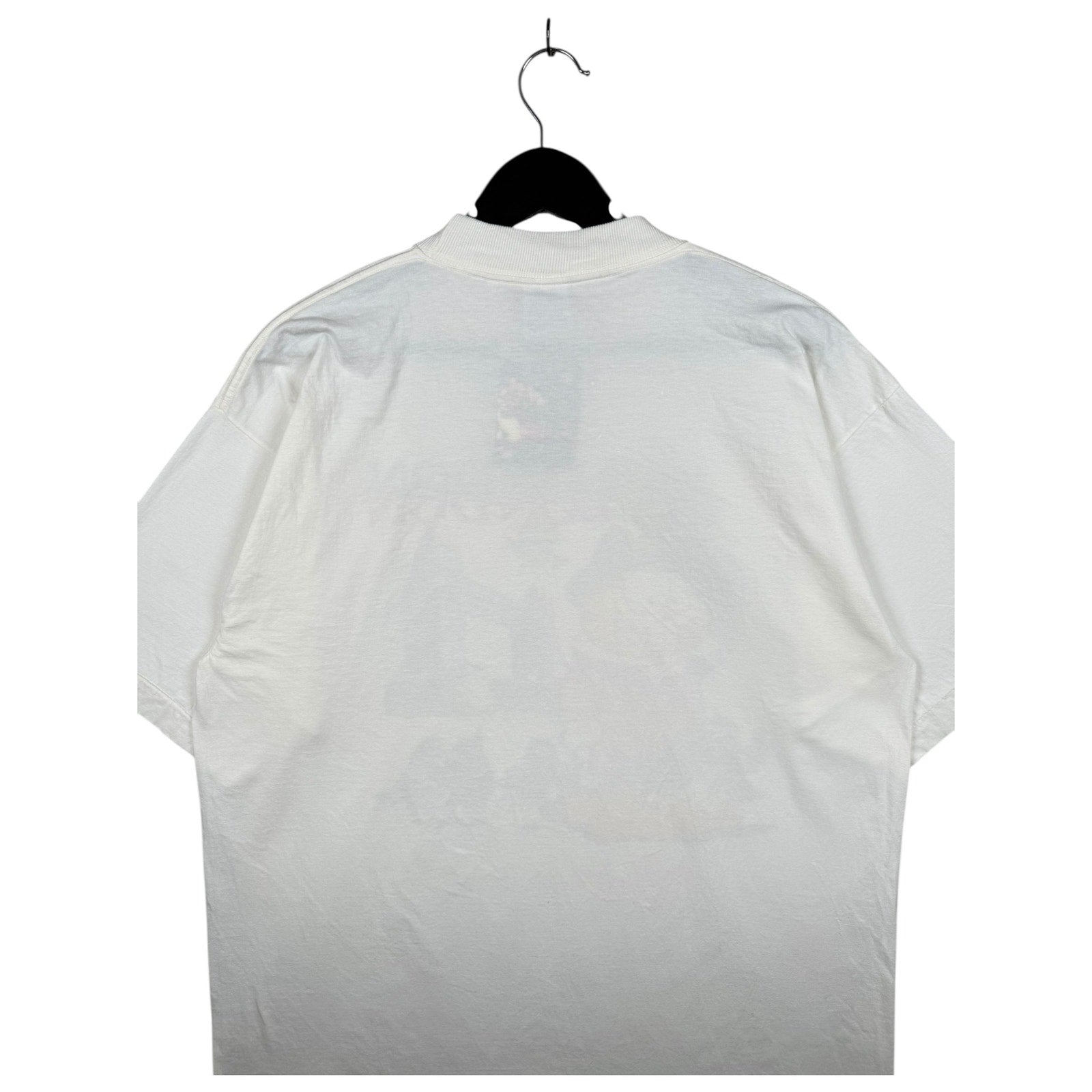 Vintage Garfield London Tower Bridge UK T-Shirt