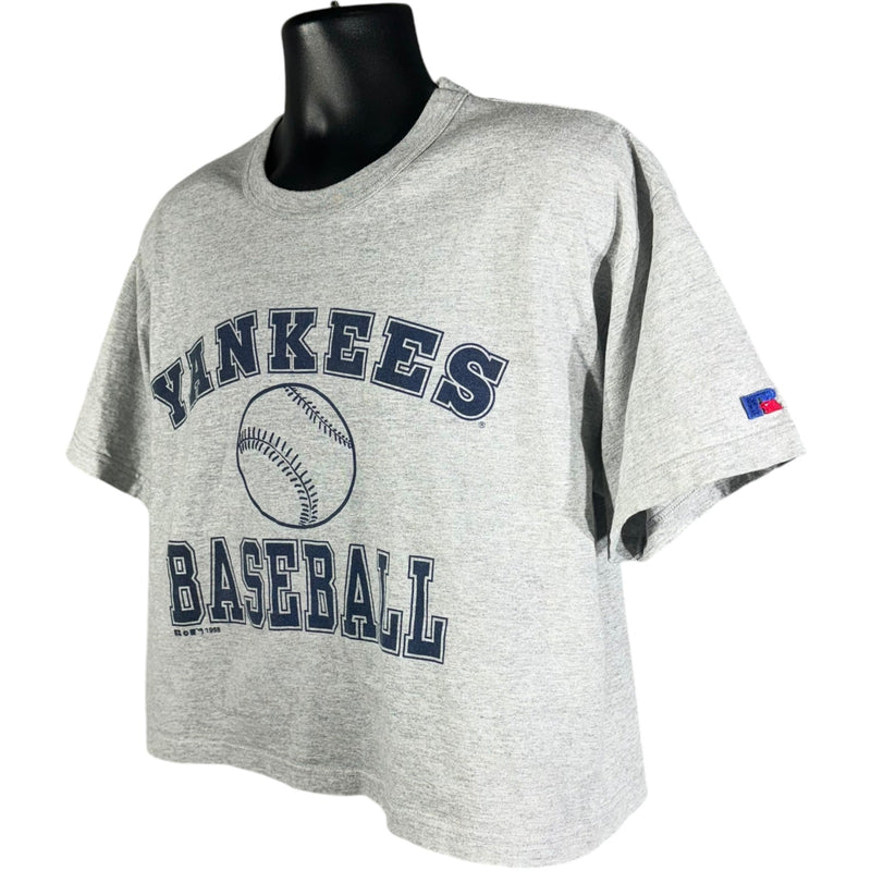 Vintage Russell New York Yankees Cropped MLB Spellout Tee 90s