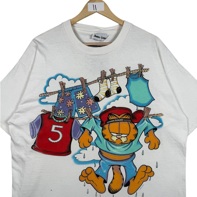 Vintage Garfield Cartoon Clothesline Graphic T-Shirt