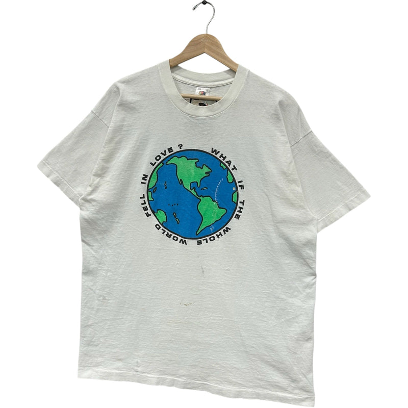 Vintage Berlin Travel Globe Souvenir Tee