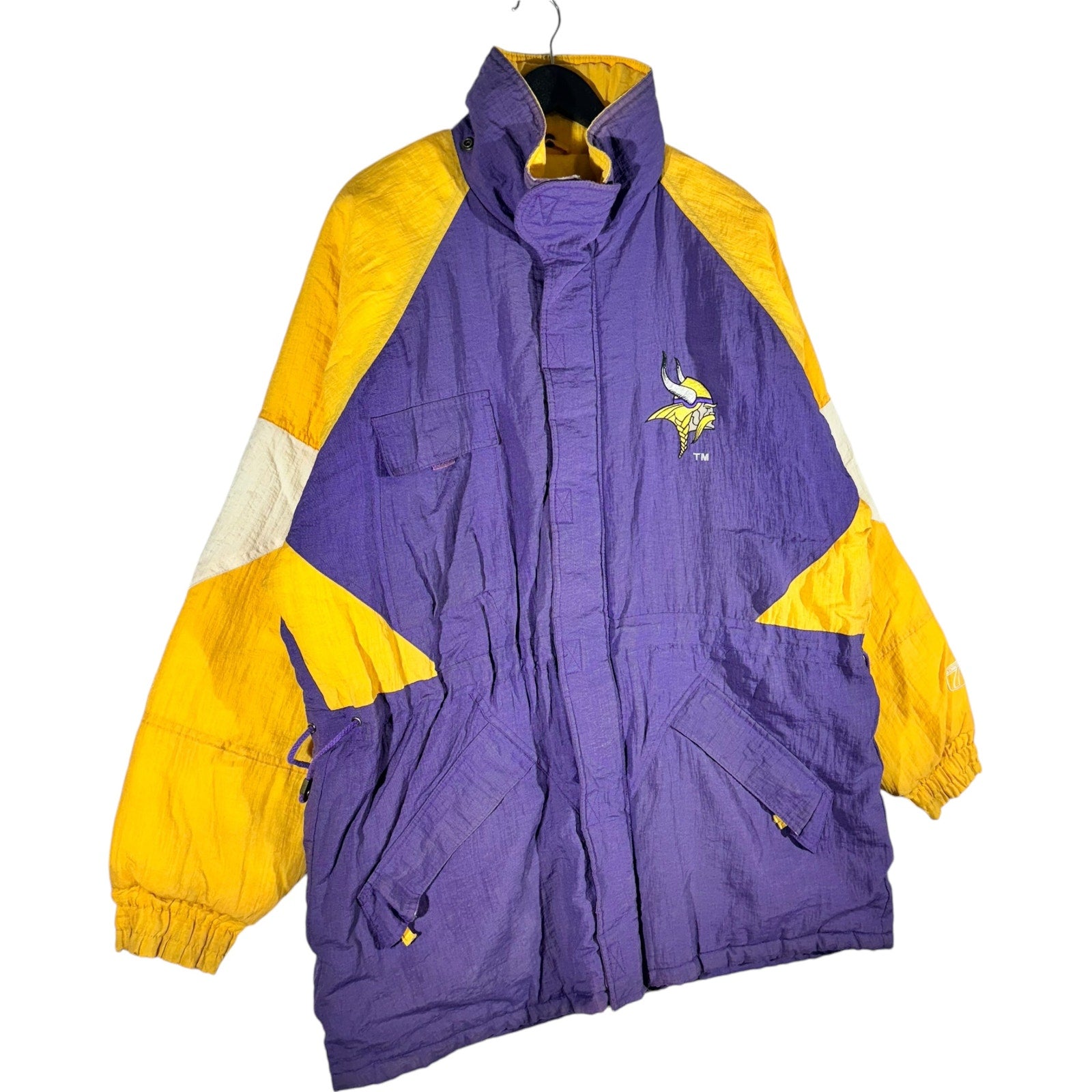 Vintage Logo 7 Minnesota Vikings NFL Hooded Puffer Jacket