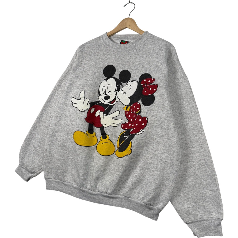 Vintage Disney Minnie Kissing Mickey Crewneck