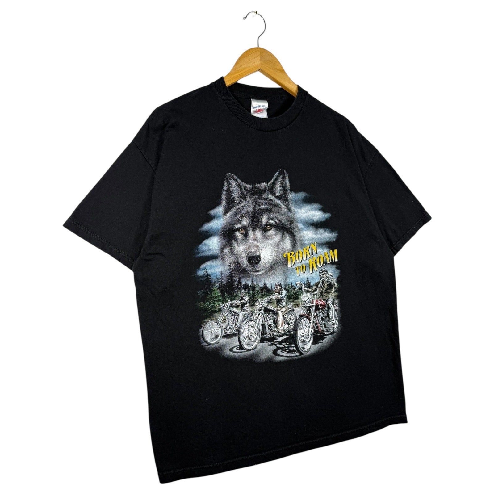 Vintage Born To Roam Wolf Graphic Short Sleeve T-Shirt