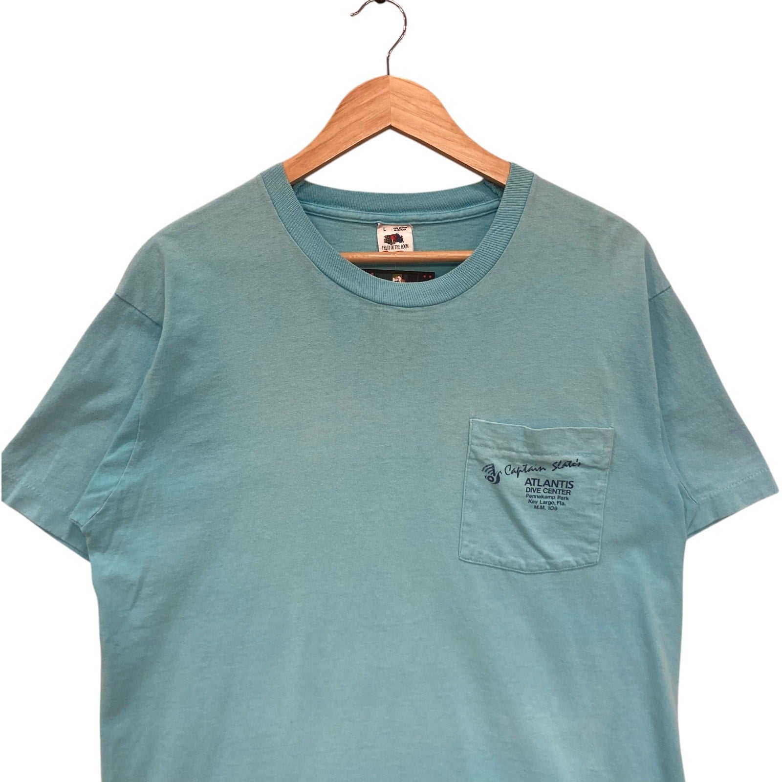 Vintage Captain Slates Atlantis Dive Center Pocket Tee