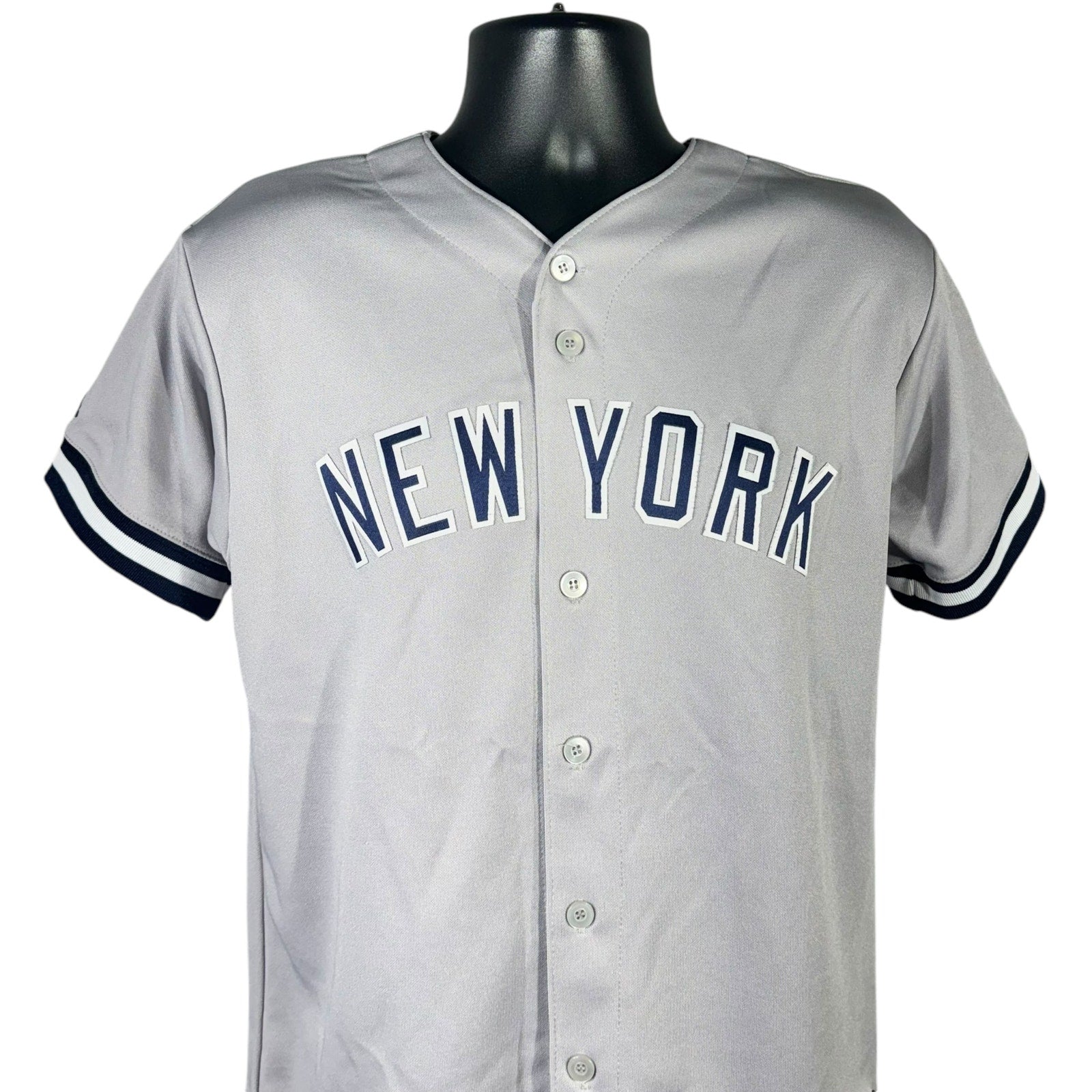 Vintage Majestic New York Yankees Derek Jeter # 2 MLB Jersey