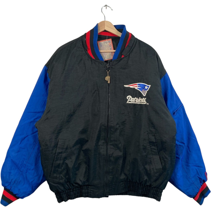 Vintage Pro Player New England Patriots Logo NFL Puffer Jacket