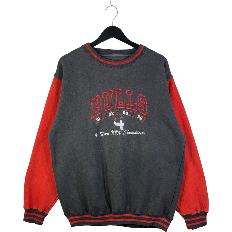 Vintage Logo 7 Chicago Bulls Sweatshirt Crewneck