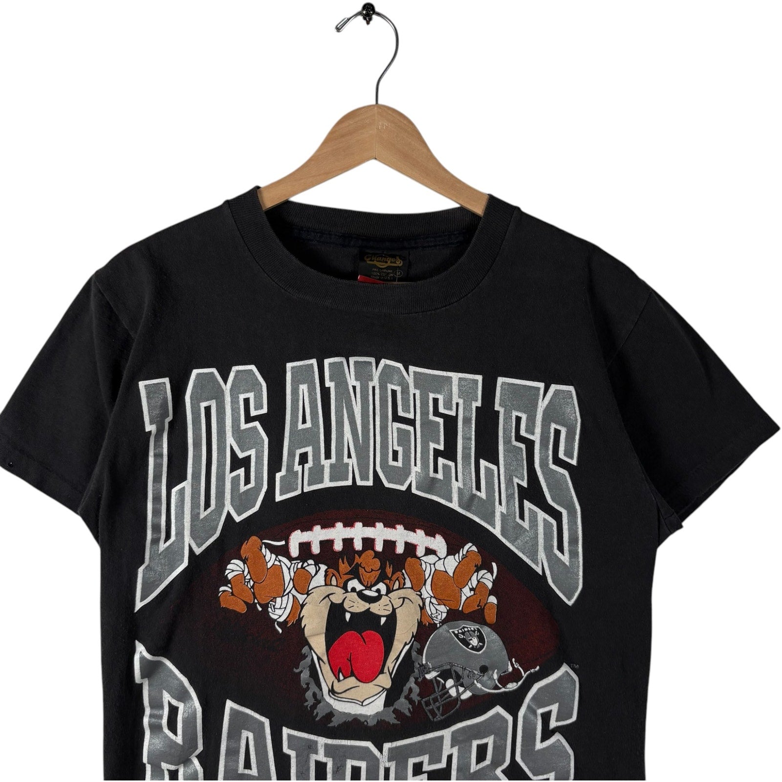 Vintage Los Angeles Raiders Looney Tunes Taz NFL Tee