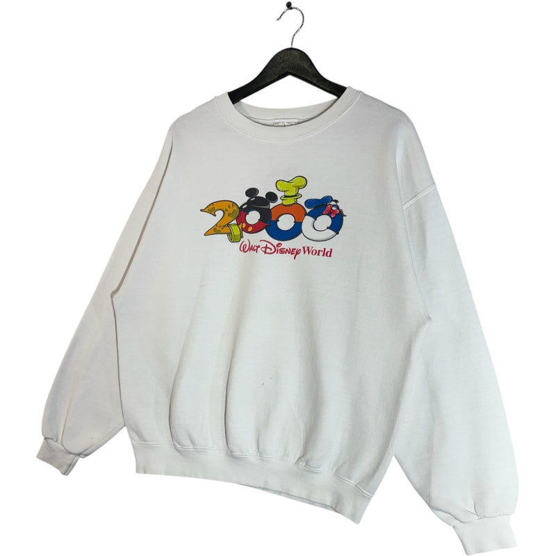 Vintage Disney World "2000" Crewneck Medium