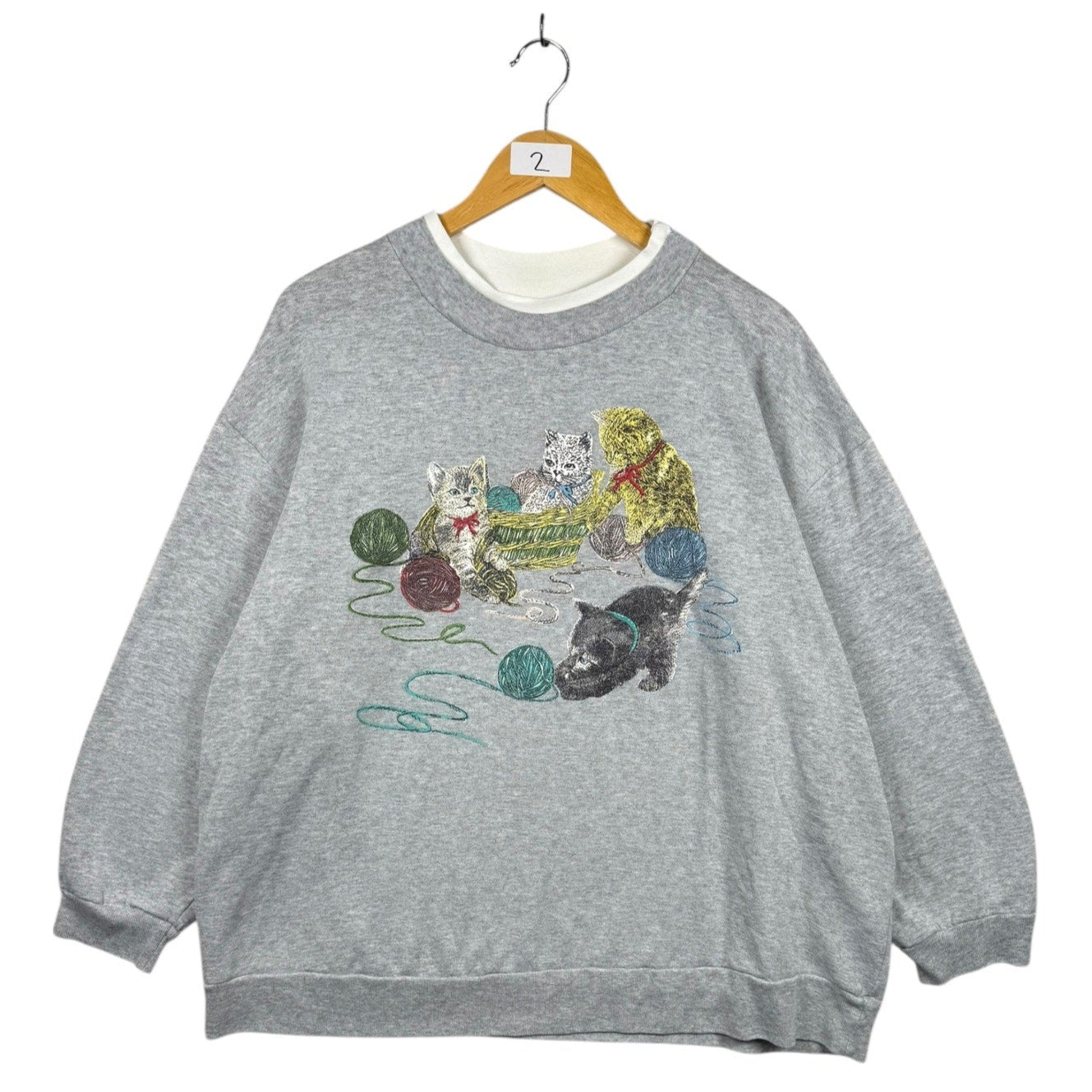 Vintage Kittens Playing Yarn Women's Crewneck