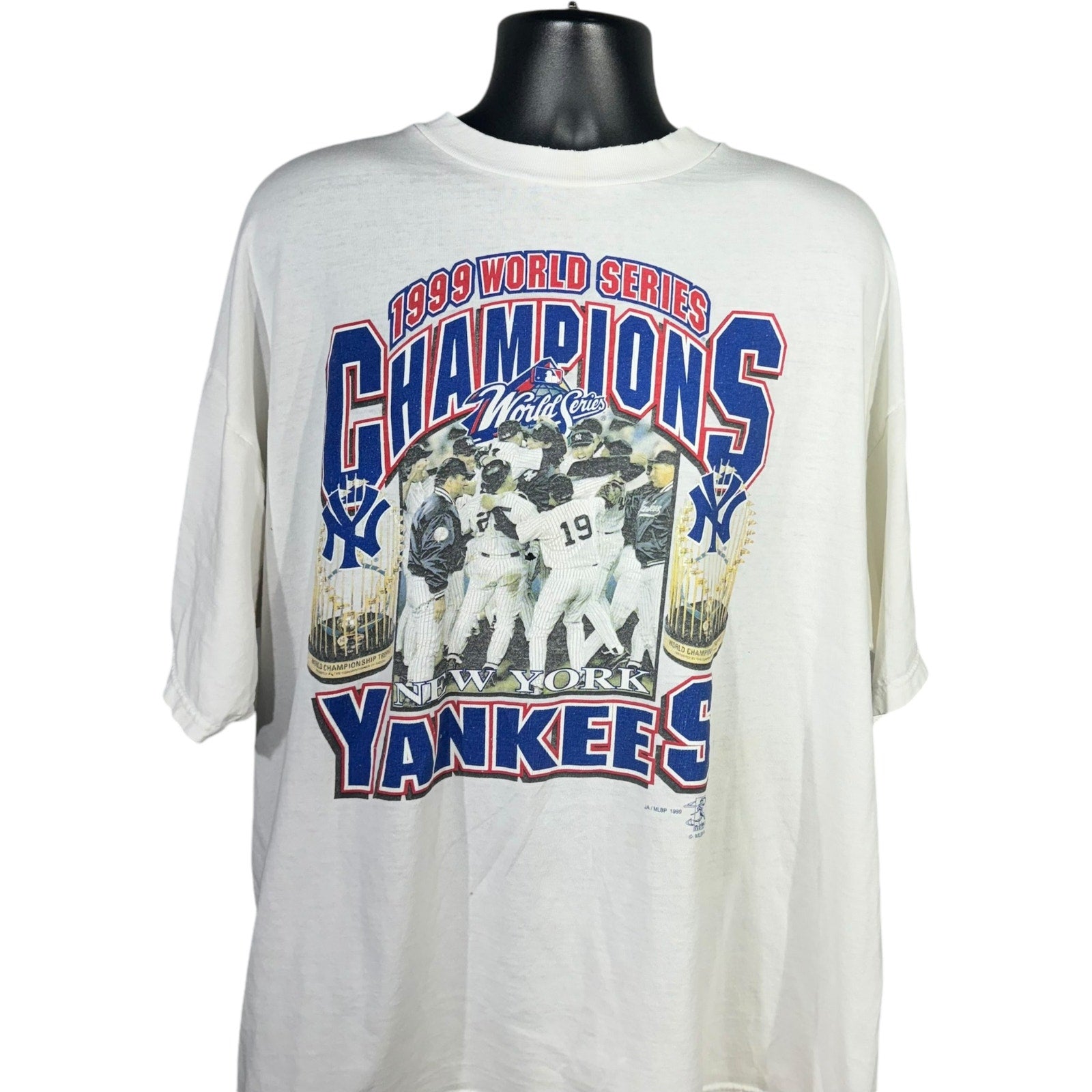 Vintage New York Yankees World Series Champions Tee 1999