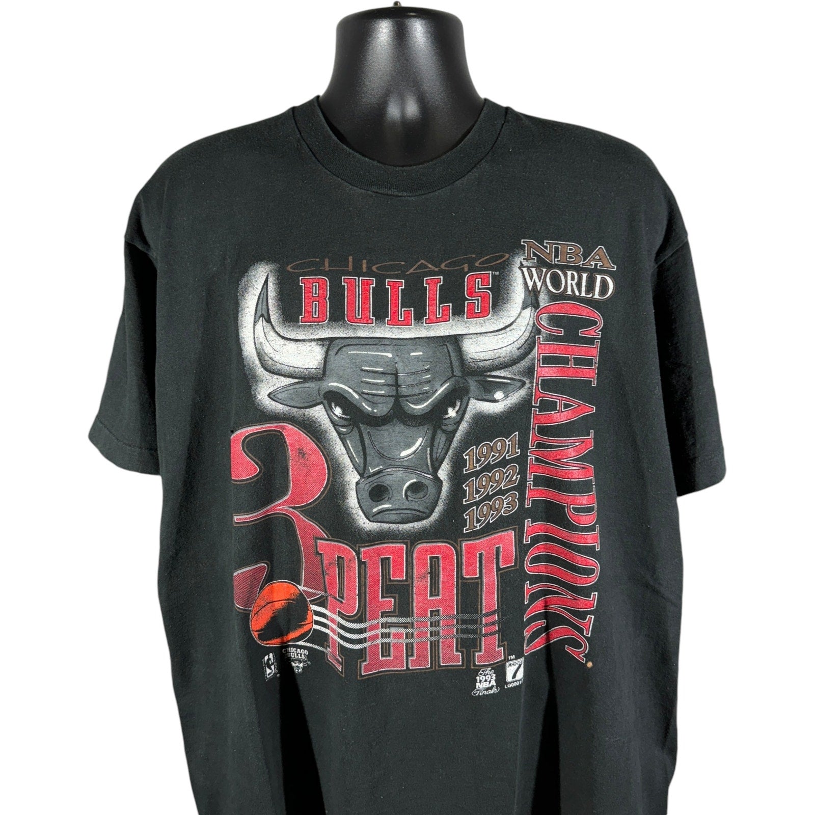 Vintage Chicago Bulls 3 Peat Champions Tee 1993