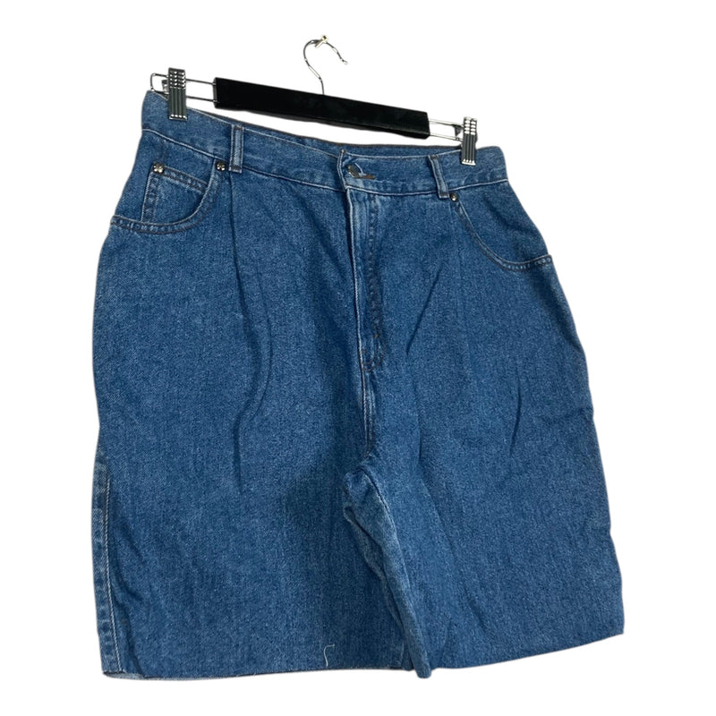 Vintage Women's Levi's Denim Shorts 14