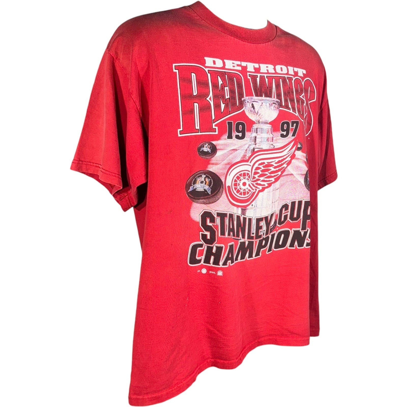 Vintage Detroit Red Wings Stanley Cup Champions Tee 1997