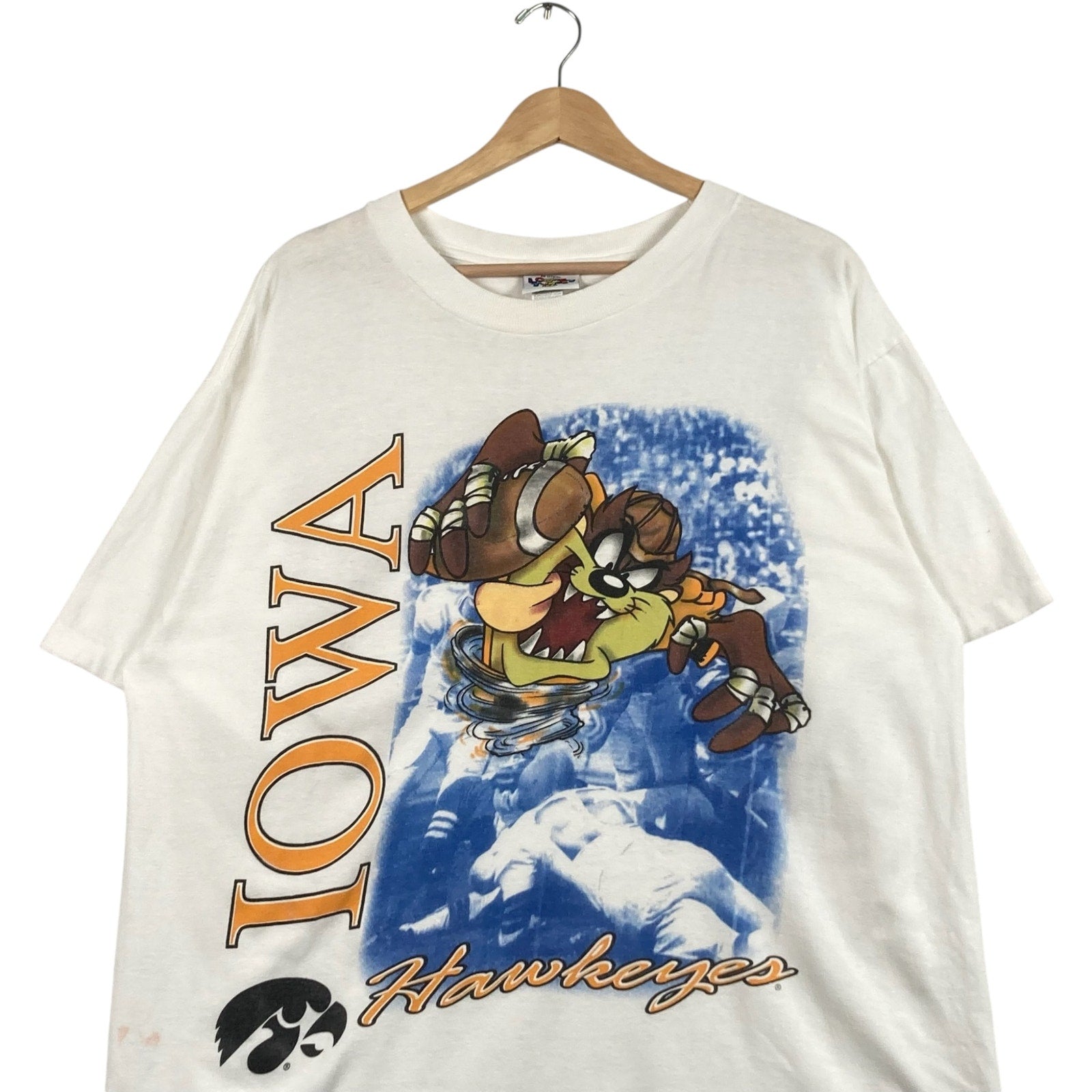 Vintage Looney Tunes Taz Iowa Hawkeyes Football Tee