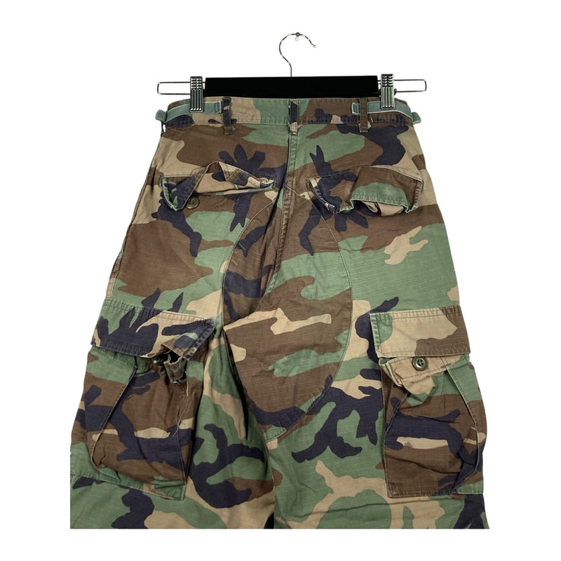 Vintage Women's Camo Cargo Shorts 26