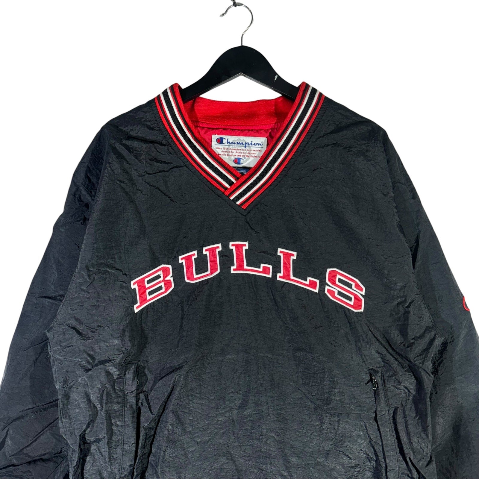 Vintage Champion Chicago Bulls NBA Pullover Windbreaker