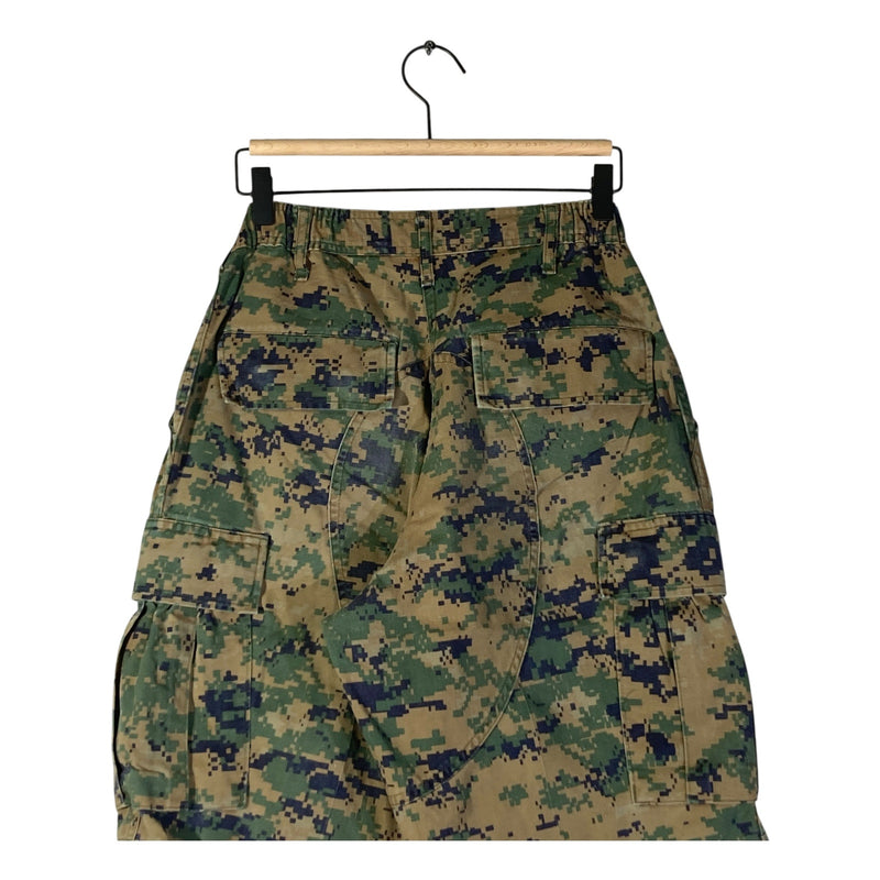 Vintage Camouflage Military Cargo Shorts 36