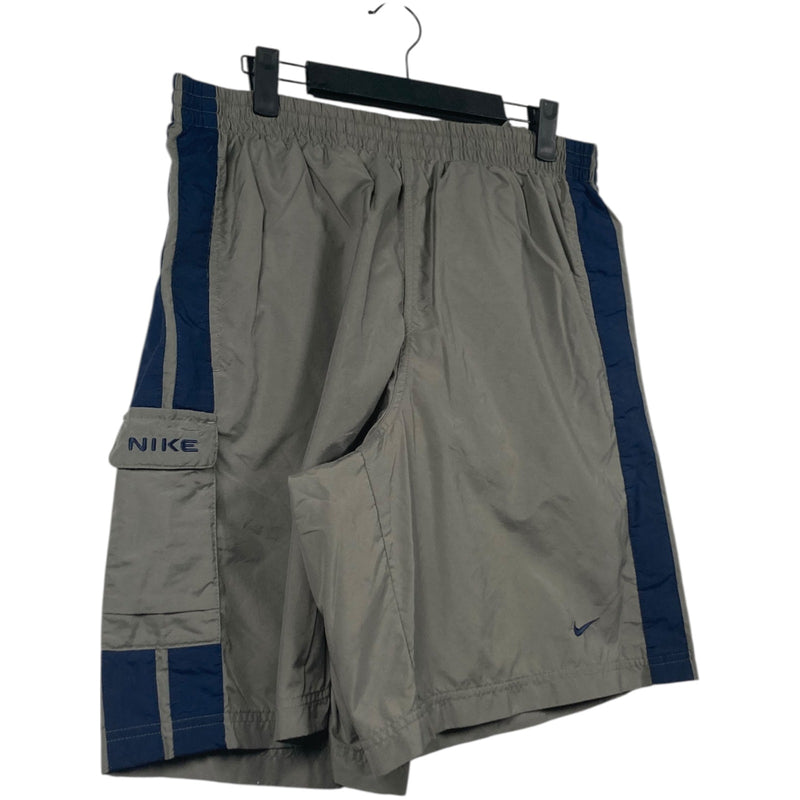 Vintage Nike Colorblock Workout Athletic Cargo Shorts