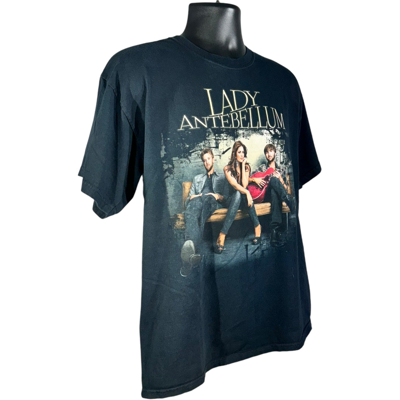 Vintage Lady Antebellum Country Tee