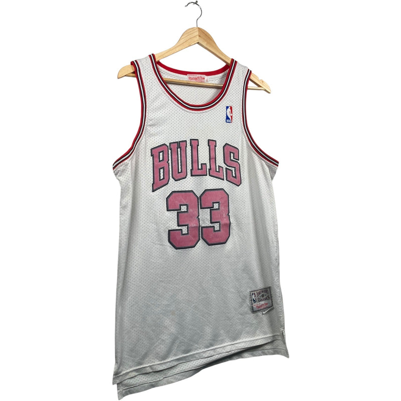 Vintage Chicago Bulls Scottie Pippen #33 NBA Jersey