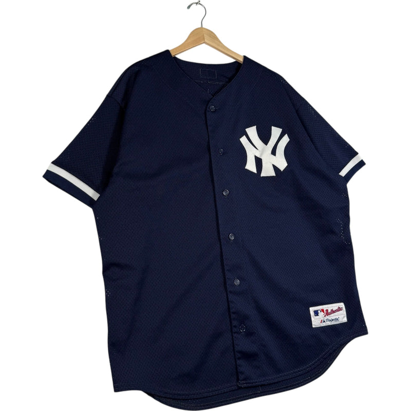 Vintage Majestic New York Yankees Logo MLB Jersey