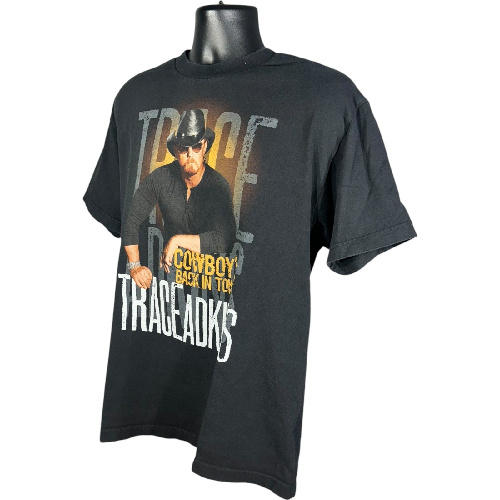 Trace Adkins "Cowboy's Back In Town" Tour Tee