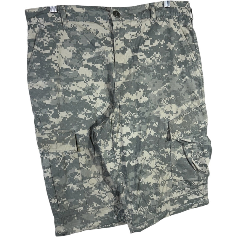 Vintage Digital Camo Adjustable Cargo Shorts 36