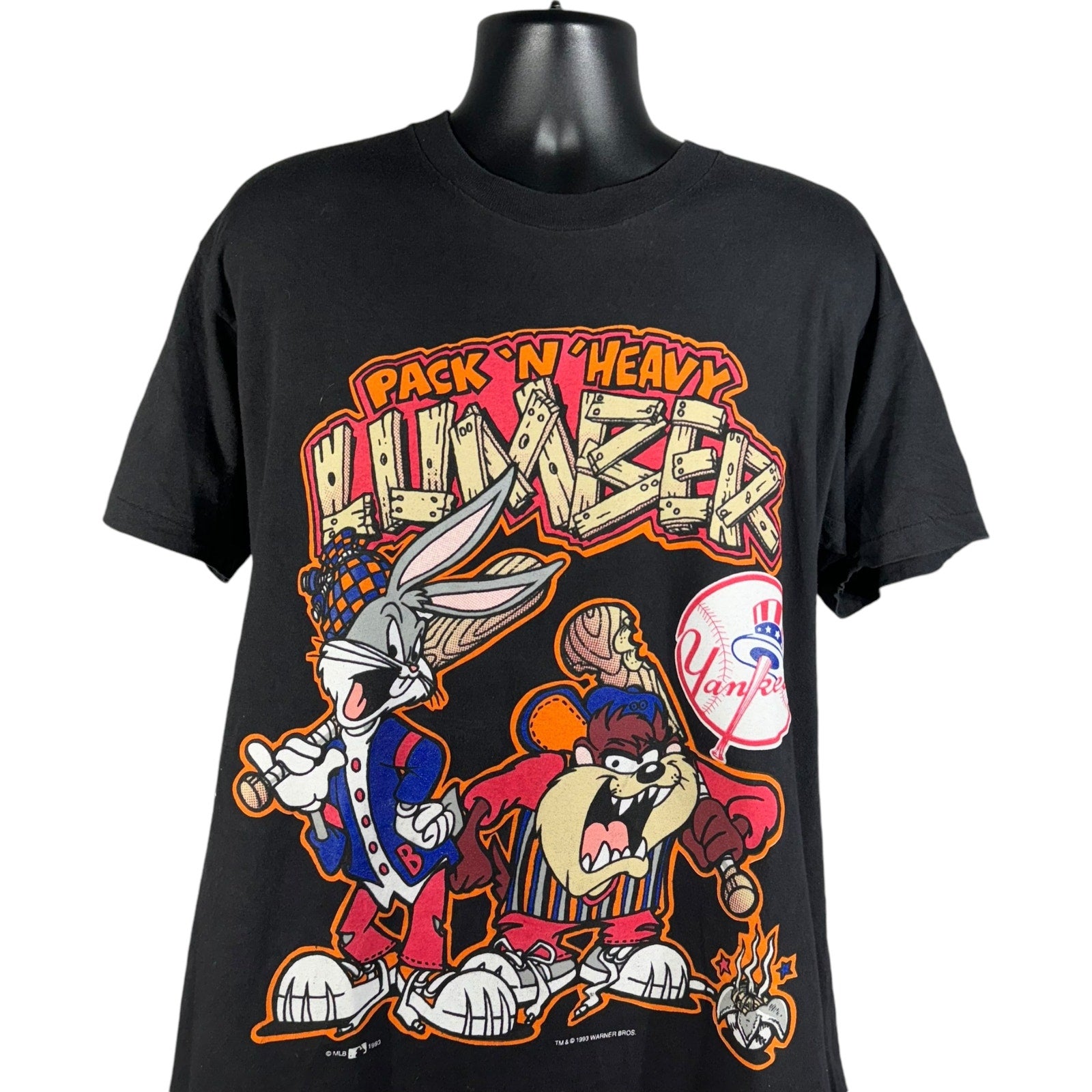 Vintage Looney Tunes New York Yankees Continuation Tee