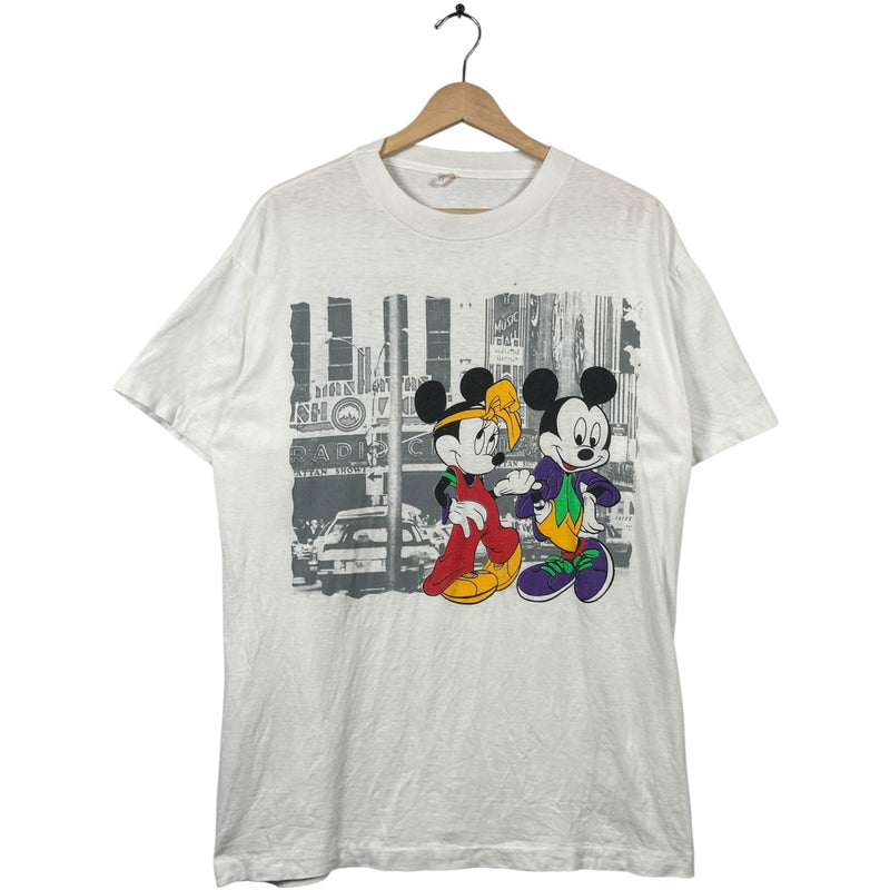 Vintage Minnie Mickey Mouse Graphic T-Shirt