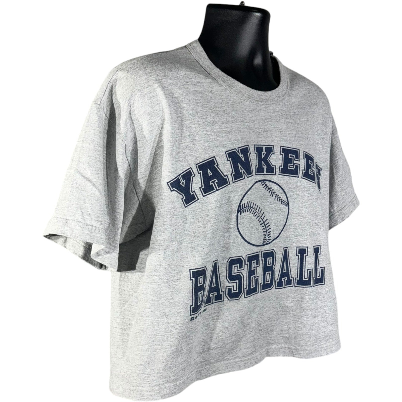 Vintage Russell New York Yankees Cropped MLB Spellout Tee 90s