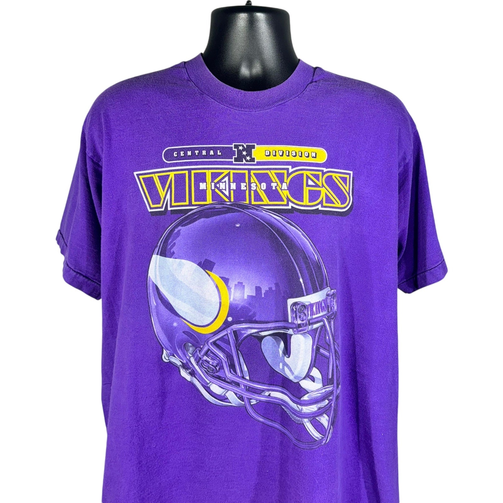 Vintage Minnesota Vikings Helmet NFL Tee