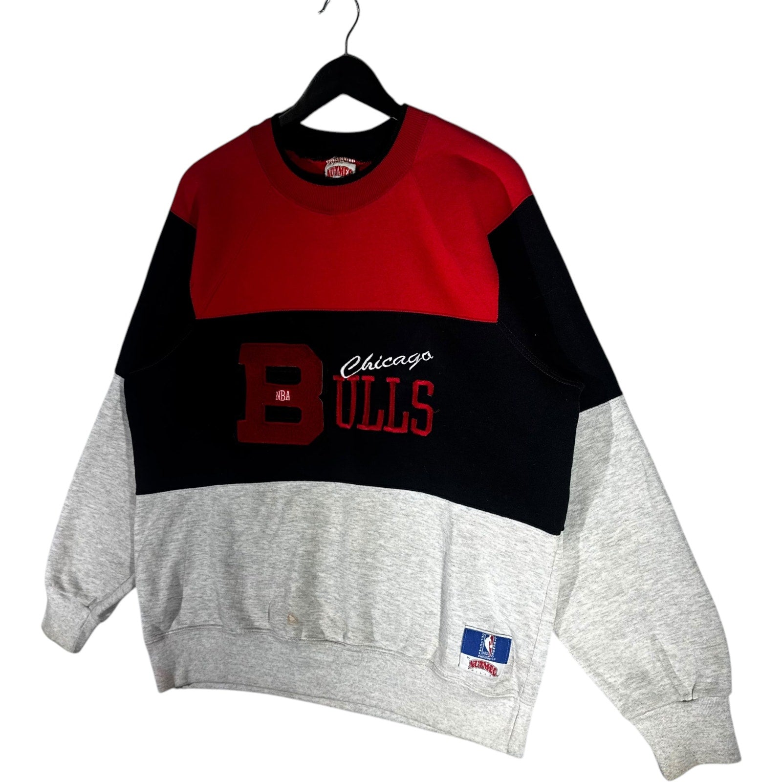 Vintage Nutmeg Chicago Bulls Embroidered NBA Crewneck 90s