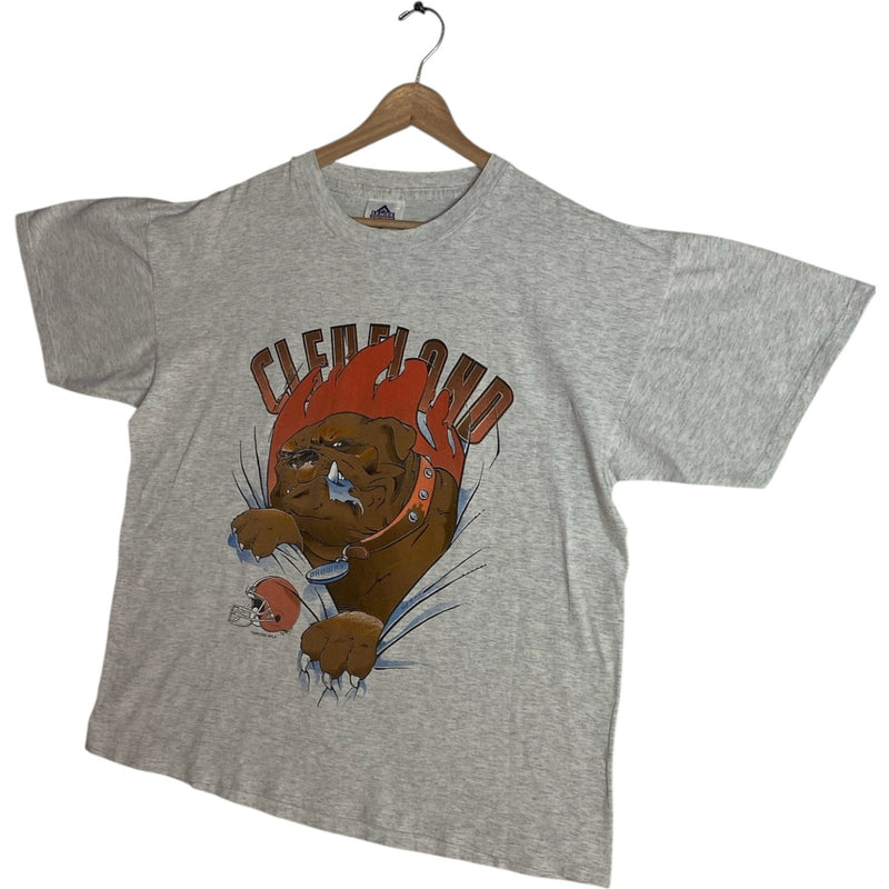 Vintage Cleveland Browns NFL Dawg Pound Bulldog T-Shirt