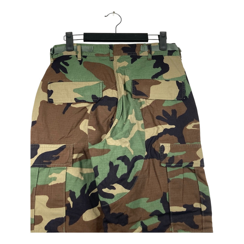 Vintage Camo Cargo Shorts 30