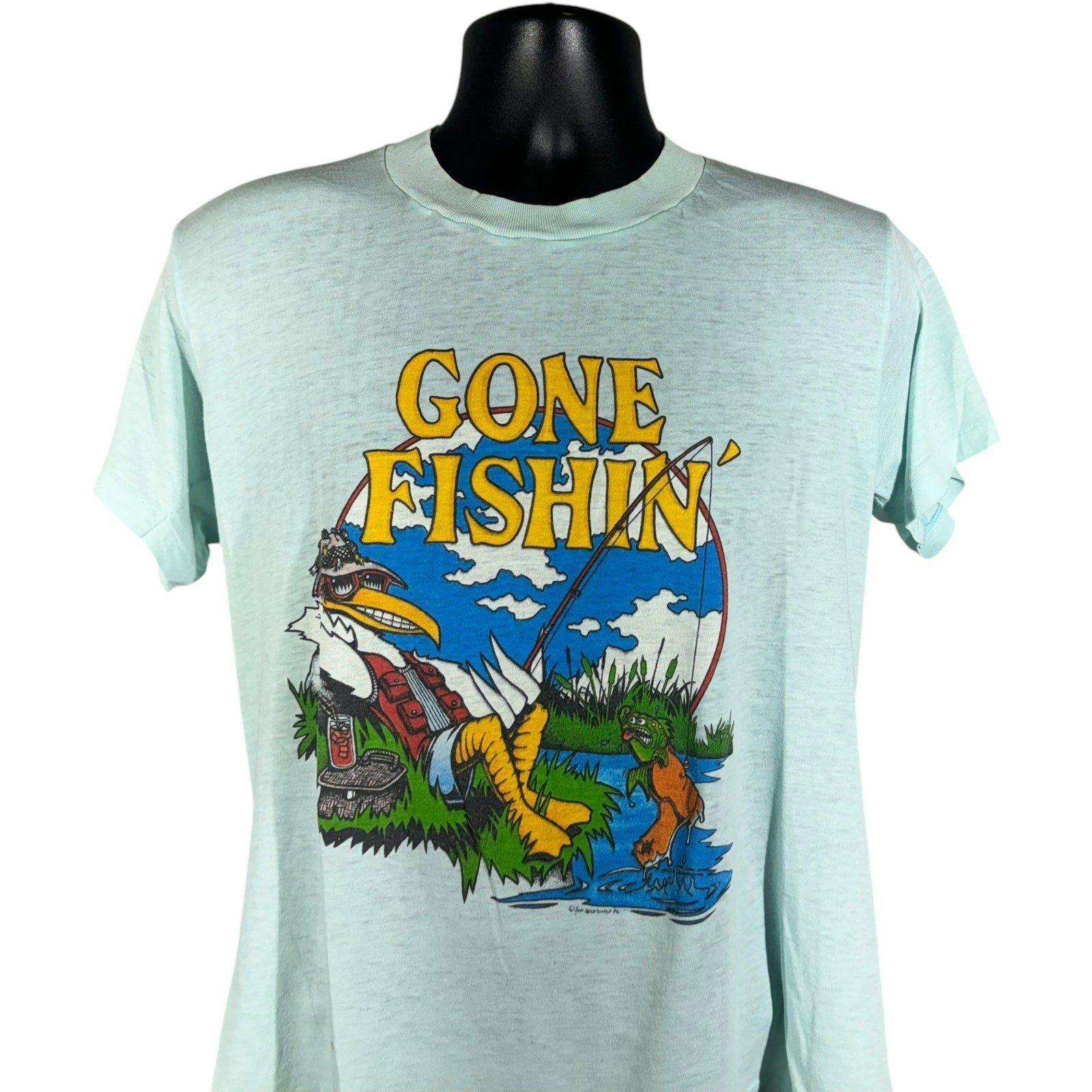 Vintage "Gone Fishin" Cartoon Art Tee 80s