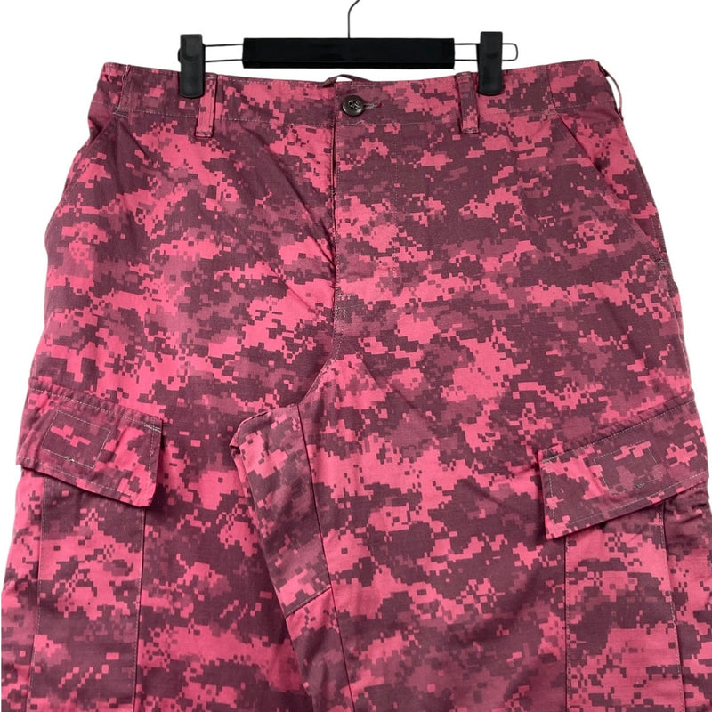 Vintage Camo Cargo Shorts 33