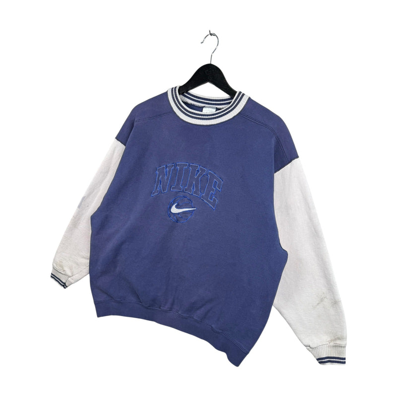 Vintage Nike Embroidered Logo Sweatshirt Crewneck