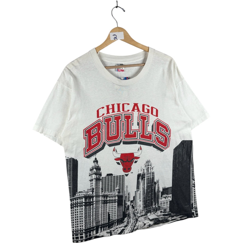 Vintage Chicago Bulls Graphic Print NBA T-Shirt