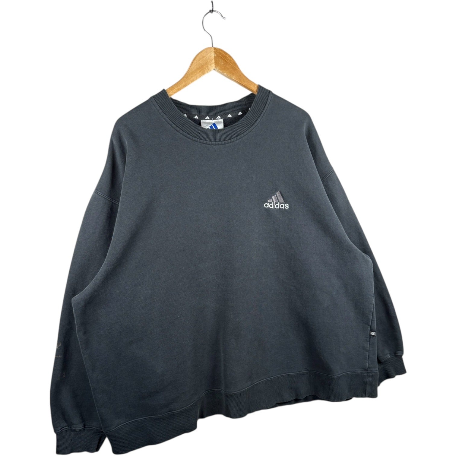 Vintage Adidas Pullover Crewneck